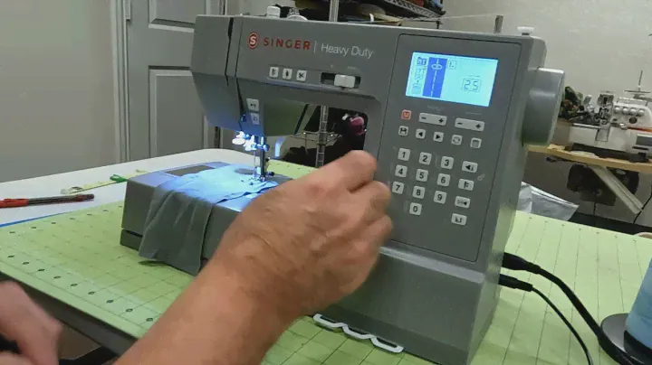 Singer 6800C Needle Up Down Demonstration