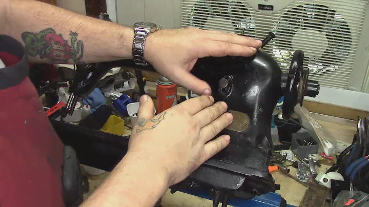 A Tour of the Singer 31-15, a Staple of Tailor Shops for Decades - Sunday Morning Quickies #5