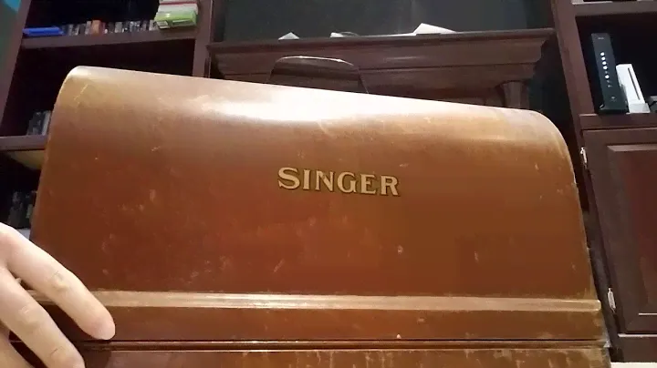 Unlocking a Singer Bentwood Case - full