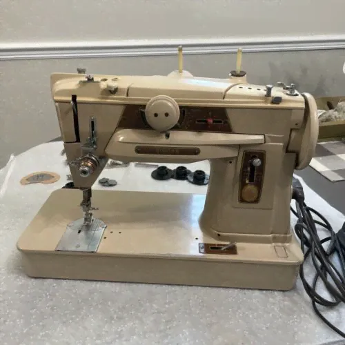 Singer 401G Vintage Sewing Machine German machine with 120volt motor Excellent-0