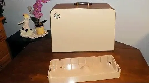 A Restored Vintage Singer Sewing Machine Carrying Case