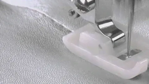 SINGER® HEAVY DUTY 4443 Sewing Machine Accessories
