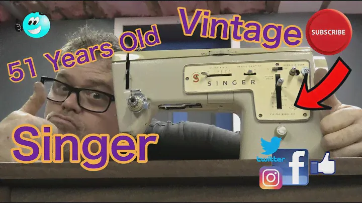 Vintage Singer Sewing Machine . Runs Like A Top